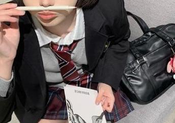 微密圈 – 120斤的小王同学的礼服写真大公开，获取网盘下载信息！