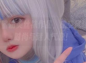 观看AT鲨精美丝袜作品，感受风格迥异的时尚与迷人气息！
