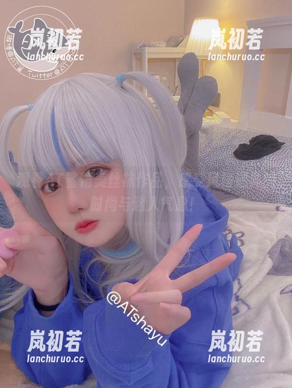 观看AT鲨精美丝袜作品，感受风格迥异的时尚与迷人气息！