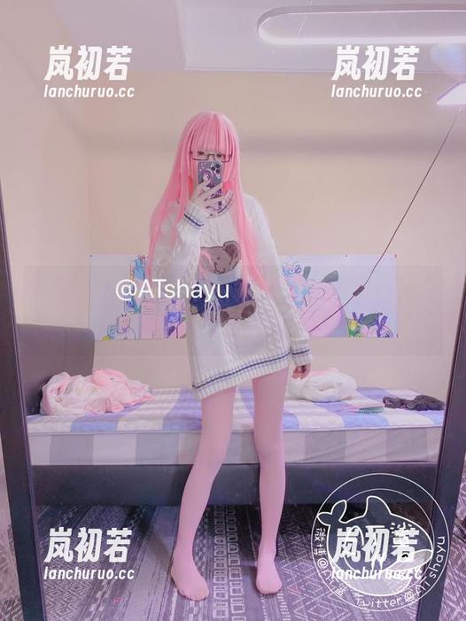 尽享AT鲨最新新年内衣资源，助你在新年派对中脱颖而出