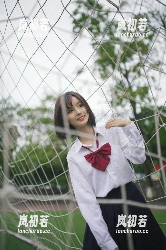 Feilin嗲囡囡-施忆佳KITTY Feilin嗲囡囡 - 看施忆佳KITTY如何用眼镜演绎美图,梦幻套图全在这里!