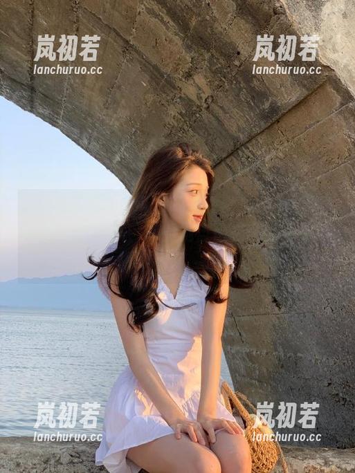 HuaYan花の颜-许诺Sabrina HuaYan花の颜 - 下载许诺Sabrina的裸足写真合集,感受她自由灵魂的优雅瞬间