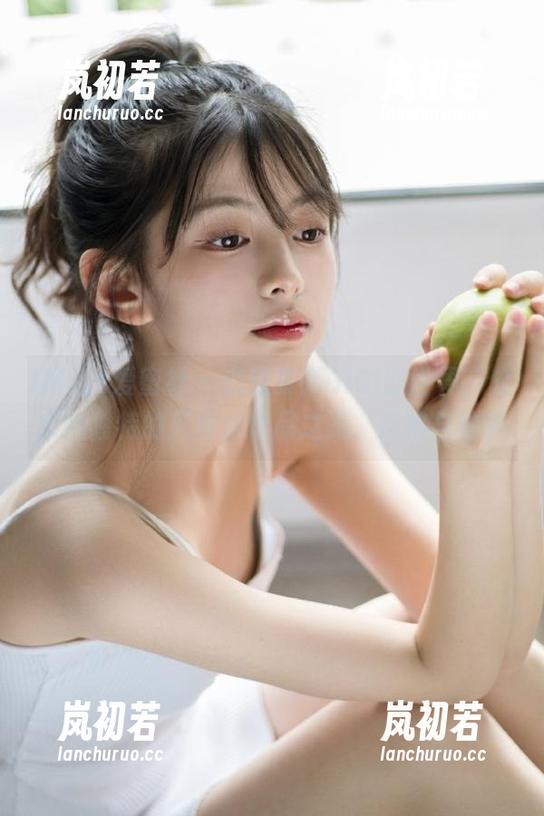 IMiss爱蜜社-夏茉GIGI IMiss爱蜜社 - 走进夏茉GIGI的世界,分享她独特的死库水作品之美、风格与故事