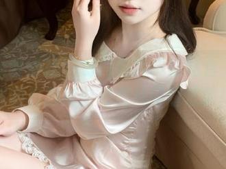 IMiss爱蜜社 – 时尚与纯真的结合，泥鳅鳅的校服美图和照片闪耀眼前！