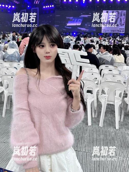 IMiss爱蜜社-莎莎Sasa IMiss爱蜜社 - 莎莎Sasa白丝图集上线:快来下载她的美丽瞬间,共享精彩