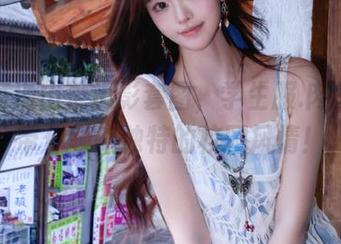 精致高清山茶摄影套图，学生服.肉丝主题带你领略独特的校园风情！