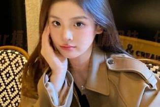 MFStar模范学院 – 细腻网袜，任莹樱倾情演绎，让美图定格瞬间的魅力