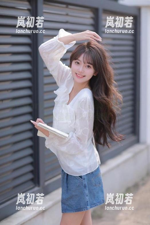 MFStar模范学院-周于希 MFStar模范学院 - 原图揭秘学妹周于希,套图里有你的笑点吗?