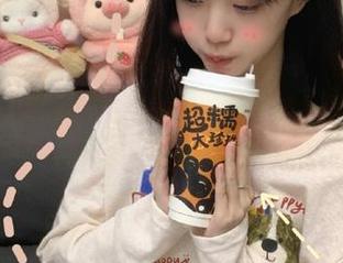 MiStar魅妍社 – Manuela玛鲁娜的粉色世界：高清套图让每个细节都生动