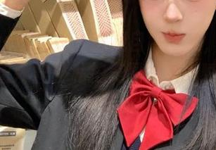 MiStar魅妍社 – 透视自然之美，Manuela玛鲁娜户外私拍美图的动人瞬间等你来赏析