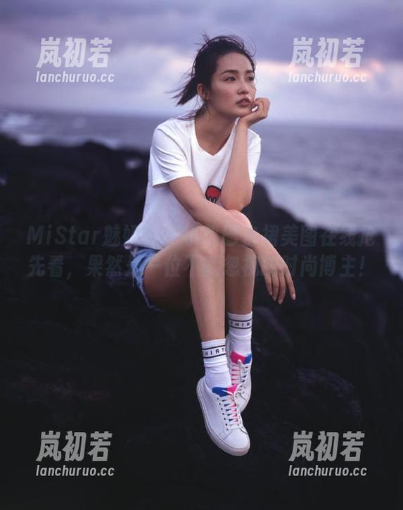 MiStar魅妍社-小热巴 MiStar魅妍社 - 小热巴白裙美图在线抢先看,果然是一位不能忽视的时尚博主!