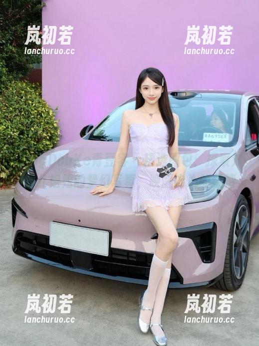QingDouKe青豆客 - 精选图包：探索刘钰儿姐姐的梦幻写真，唤醒内心的柔情