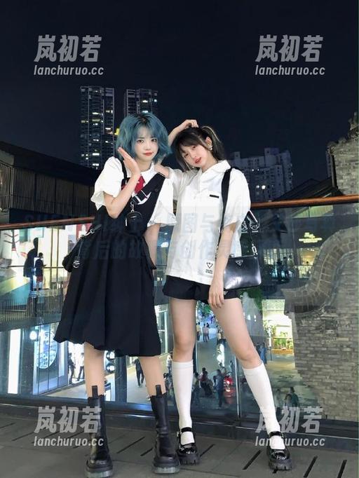 SHENSHI绅士 - 原图与纯白：艾莎写真背后的故事与创作灵感探索