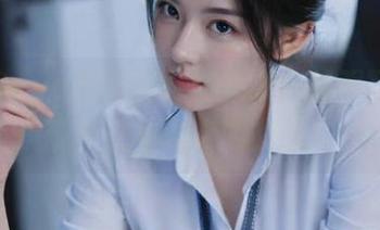 观看Seya狮砸的时尚魅力，礼服写真展现梦想与真实的交融！