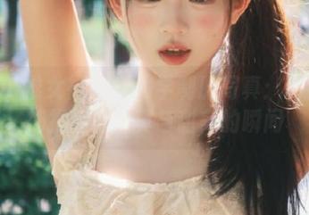 TGOD推女神 – 潇同学制服写真：用照片捕捉那份纯真与甜美的瞬间