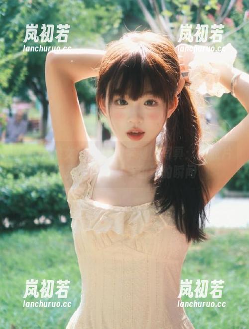 TGOD推女神-潇同学 TGOD推女神 - 潇同学制服写真:用照片捕捉那份纯真与甜美的瞬间