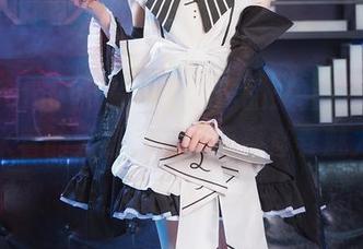 探秘Tomoyo酱的私房作品：雾枝礼服与水着的无缝连接，感受青春魅力