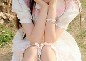 TouTiao头条女神 – 免费美图分享，艾小青的一百分女孩形象尽在眼前