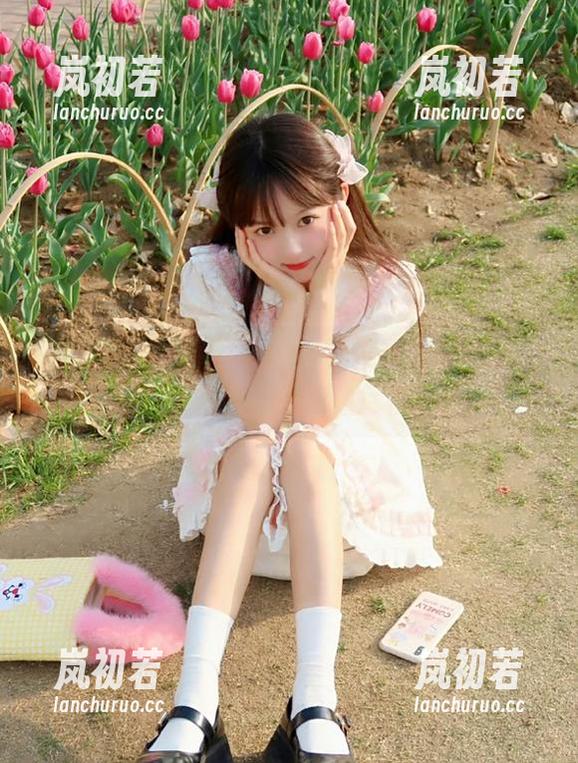 TouTiao头条女神-艾小青 TouTiao头条女神 - 免费美图分享,艾小青的一百分女孩形象尽在眼前