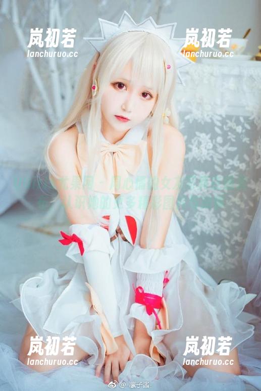 UGirls尤果网-周心情 UGirls尤果网 - 周心情的女友写真在线发布,认识她的更多精彩图片与故事