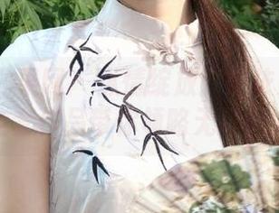 UGirls尤果网 – 纵情绽放：娜依灵儿长腿全套作品带你领略无尽魅力