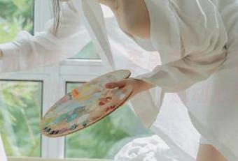 UGirls尤果网 – 看！李思宁护士在线作品中展现的护理之美，触动心灵
