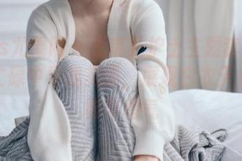 UGirls尤果网 – 王瑞儿护士主题套图精选：在忙碌中寻找美丽，展现白衣天使的优雅与勇气