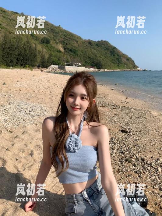 UGirls尤果网-蒋贝贝 UGirls尤果网 - 清水灵动,蒋贝贝泳池写真图集中的艺术与风情