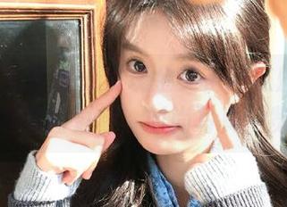 UGirls尤果网 – 发现金美子网袜魅力，最新原图更新：时尚写真一览