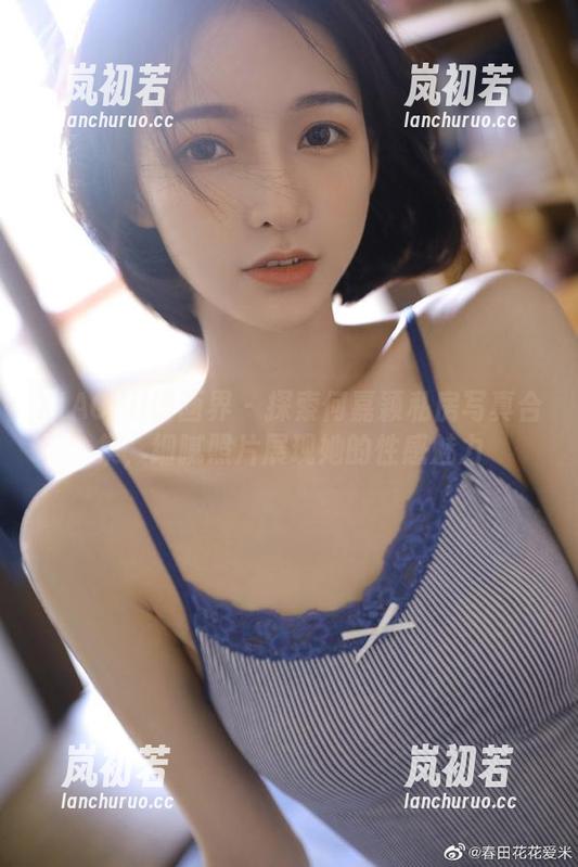 XIAOYU语画界-何嘉颖 XIAOYU语画界 - 探索何嘉颖私房写真合集,细腻照片展现她的性感魅力