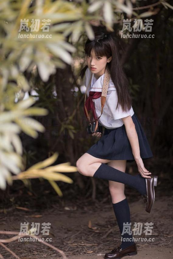 XIAOYU语画界-周于希Sandy XIAOYU语画界 - 洗净铅华:周于希Sandy浴室中的高清美图展现自然之美