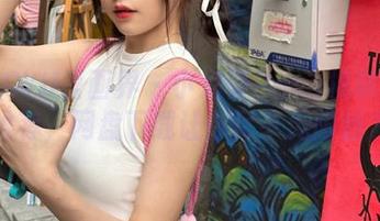 XIAOYU语画界 – 小海臀Rena棉袜写真推荐，网盘下载让你尽享无限魅力