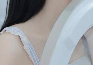 XIAOYU语画界 – 在贵州的私房旅拍中，杨晨晨Yome用图片讲述她的独特故事，快来看看！