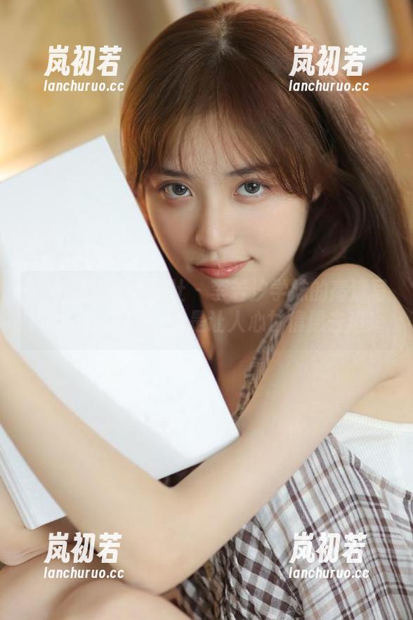 XINGYAN星颜社-李若汐 XINGYAN星颜社 - 李若汐学妹的高清写真在线上亮相,真是让人心甘情愿去追!