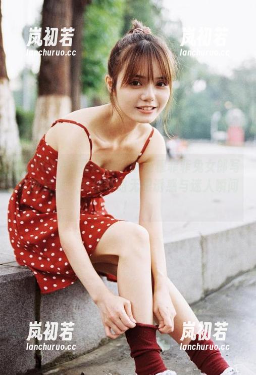 XINGYAN星颜社 - 最新穆菲菲兔女郎写真图片集，带你领略无限诱惑与迷人瞬间！
