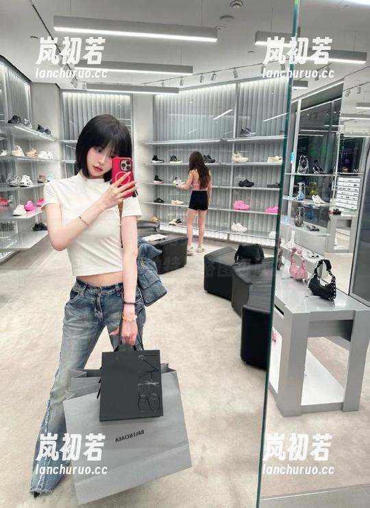 Xiuren秀人网-KOKO可可 Xiuren秀人网 - 绝美婚纱写真,观看KOKO可可的独特风格图包欣赏!