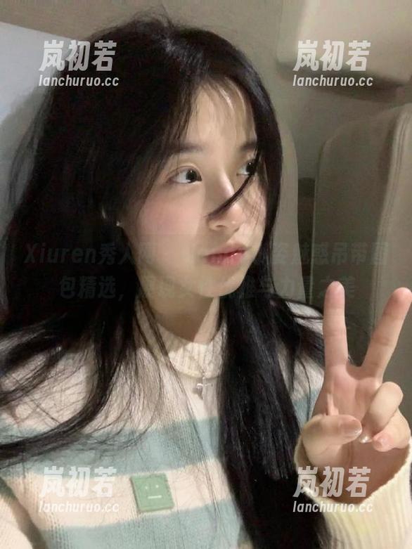 Xiuren秀人网-Nancy小姿 Xiuren秀人网 - Nancy小姿魅惑吊带图包精选,展现女性优雅与力量之美