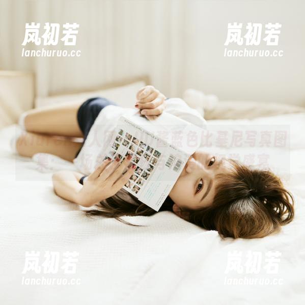 Xiuren秀人网 - UU酱蓝色比基尼写真图集：一场关于夏日与浪漫的视觉盛宴