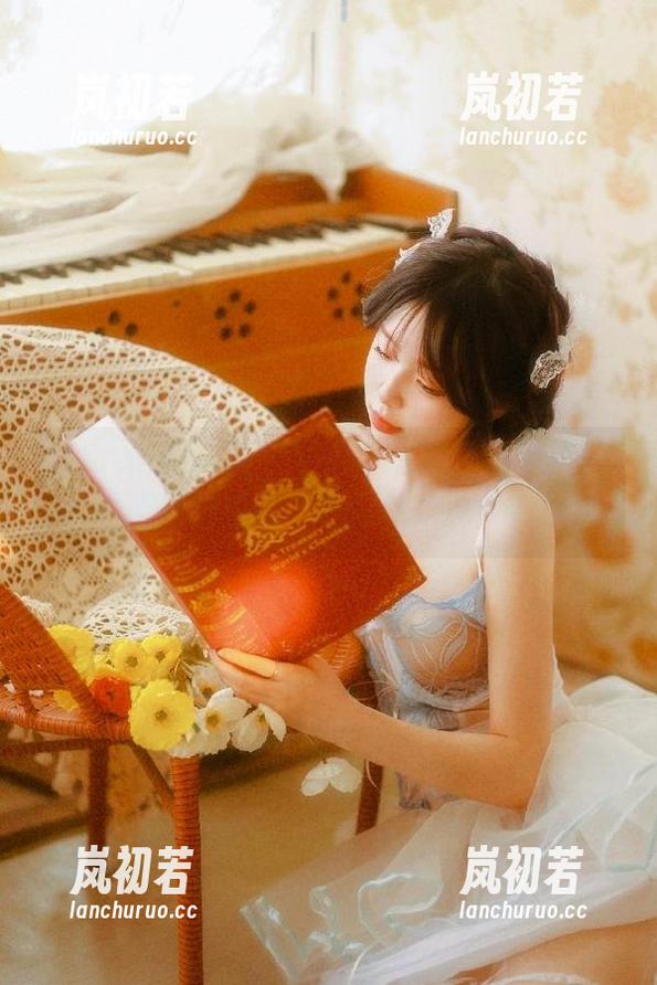 Xiuren秀人网-优琪琪子yuki Xiuren秀人网 - 不可错过的优琪琪子yuki礼服图包更新,带你领略时尚新潮流