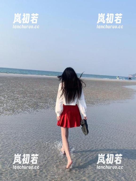Xiuren秀人网-周慕汐 Xiuren秀人网 - 美图之旅:周慕汐浴室写真带你领略生活的每一个精致瞬间