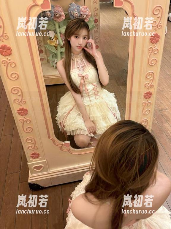 Xiuren秀人网 - 从脚到心！“夏笑笑Summer”高跟鞋作品图集，诠释时尚与舒适的完美结合。