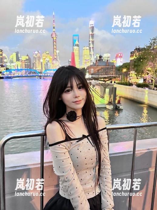 Xiuren秀人网-张文妍MuLA Xiuren秀人网 - 张文妍MuLA运动写真集,高清展示运动的激情与女性力量
