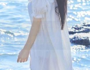 Xiuren秀人网 – 桓淼淼吊带写真集，高清图片展现青春活力与无尽魅力
