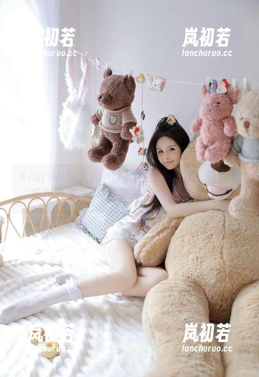 Xiuren秀人网 - 程慧娴Phoebe的裸足写真合集，告别圣光，拥抱真实之美
