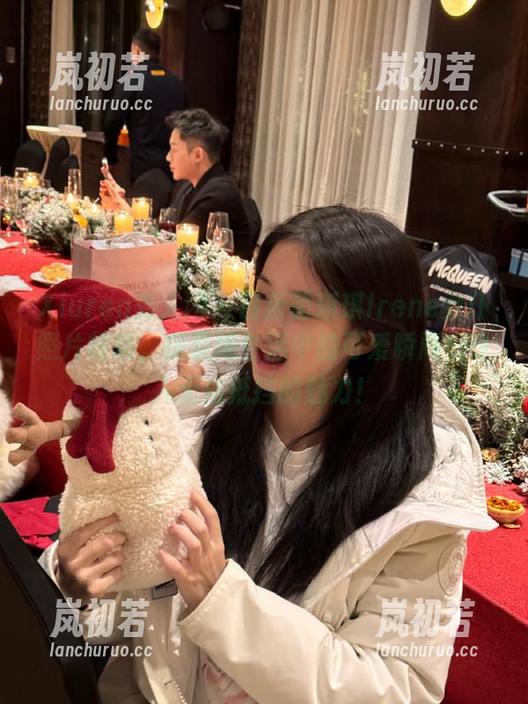 Xiuren秀人网-萌琪琪Irene Xiuren秀人网 - 最新萌琪琪Irene女仆照片特辑,探索她生活中的可爱瞬间,令人无法抵挡的魅力!