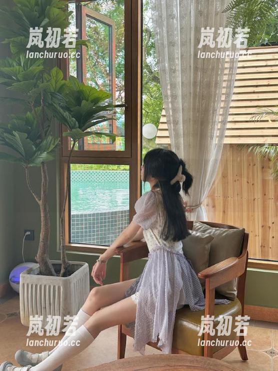 Xiuren秀人网-萌琪琪Irene Xiuren秀人网 - 畅享萌琪琪Irene学姐的独特风格,精致写真图包分享来袭!
