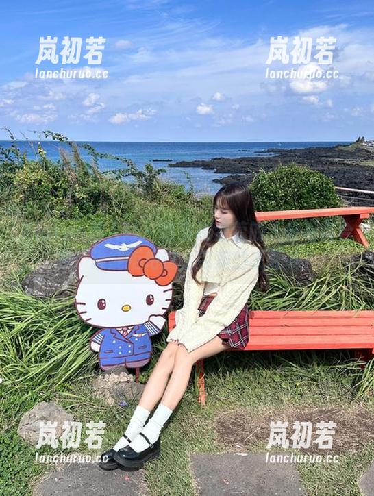 Xiuren秀人网 - 收集陆萱萱的天使写真合集：谁能拒绝这么完美的资源呢？