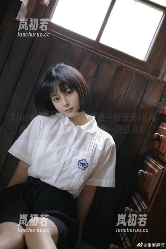 Xiuren秀人网-陆萱雅 Xiuren秀人网 - 与陆萱雅一同感受JK风情:精致原图和丰富图包一网打尽!