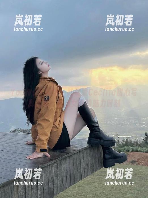 YouWu尤物馆 - 陆萱萱Cecilia甜心写真套图：甜心女神的魅力时刻
