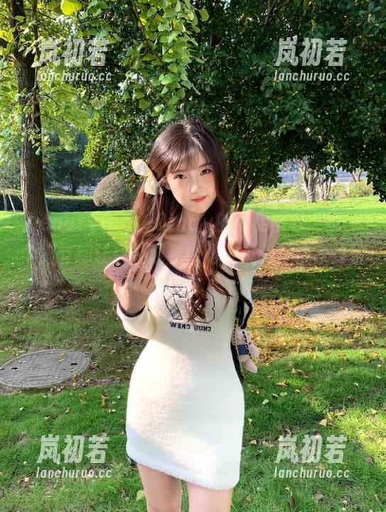 beautyleg-Cindy beautyleg - Cindy的裸足图包:每一个细节都让你在观看中陷入沉醉,快来体验吧!